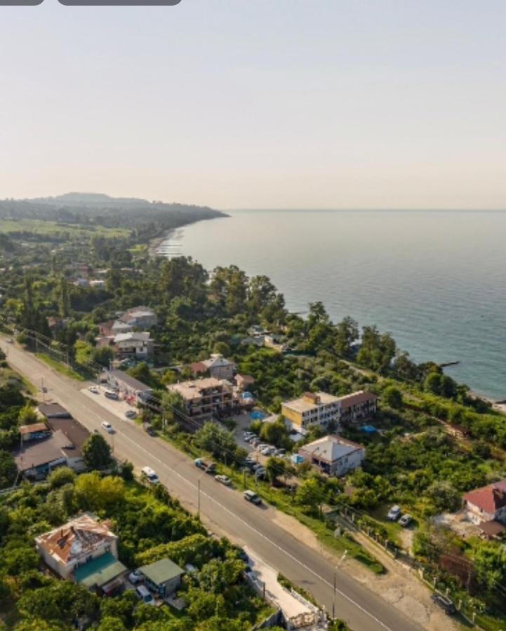 Gostievoi Dom Meri New Athos Exterior foto
